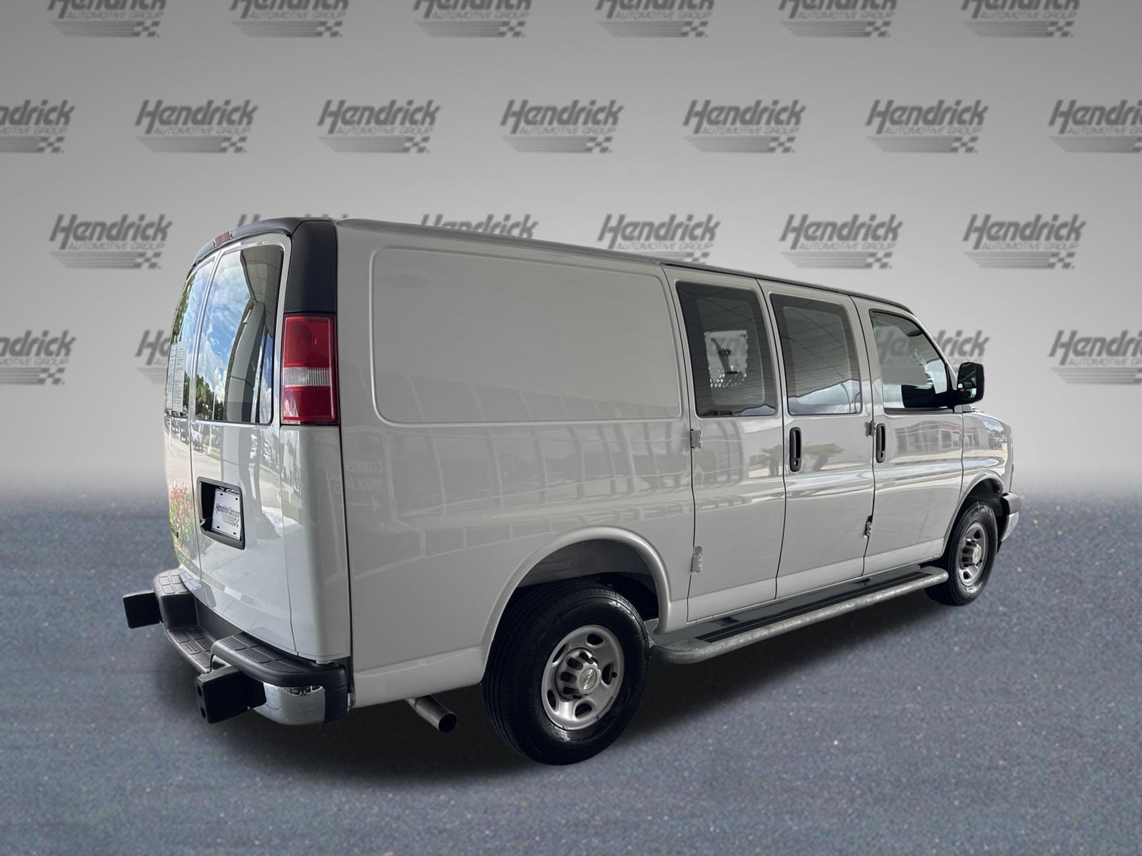 Used 2025 Chevrolet Express 2500 w/ Driver Convenience Package RWD image 9