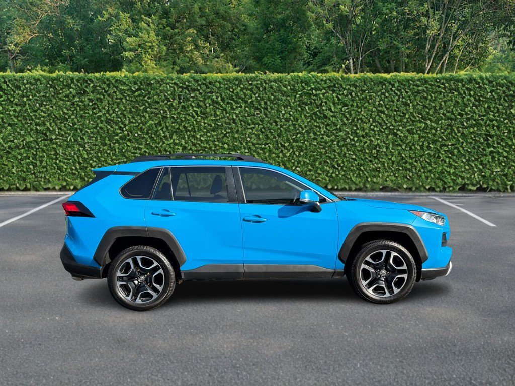 Used 2019 Toyota RAV4 Adventure AWD/4WD image 2