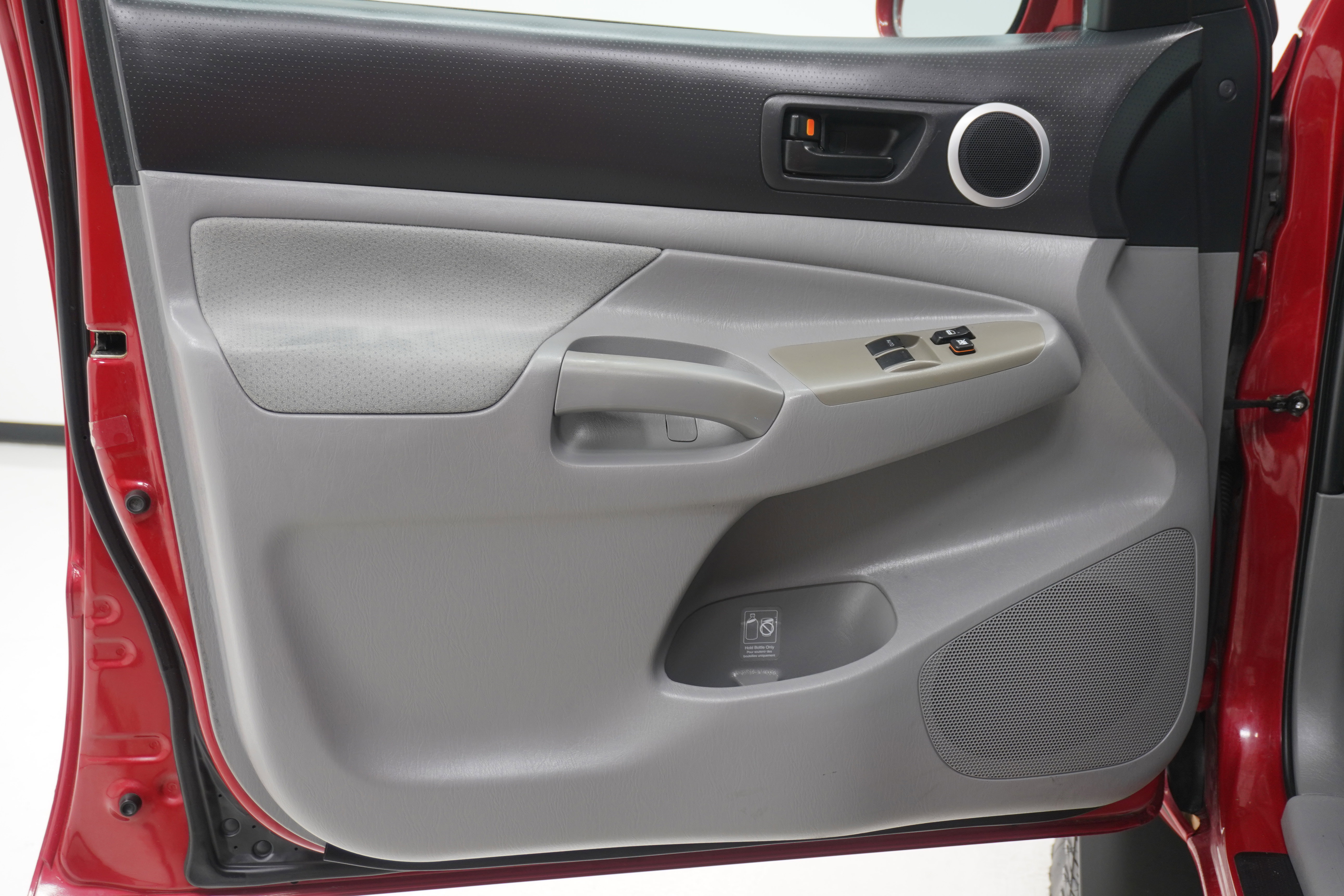 Used 2010 Toyota Tacoma PreRunner RWD image 13