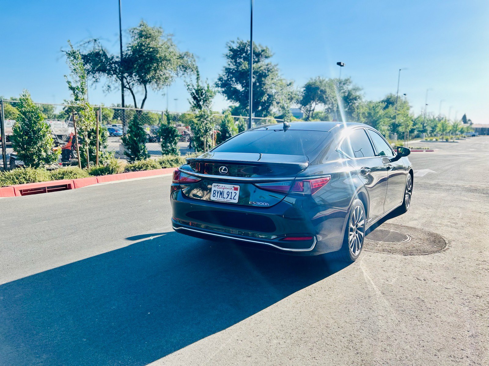 Used 2021 Lexus ES 300h w/ Premium Package FWD image 12