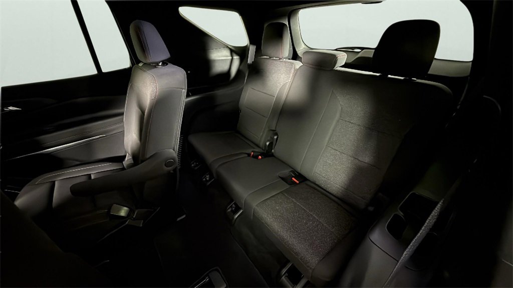 Used 2024 Chevrolet Traverse Z71 w/ Enhanced Driving Package image 28