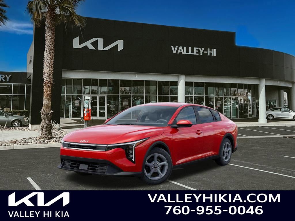 New 2025 Kia K4 LXS image 1