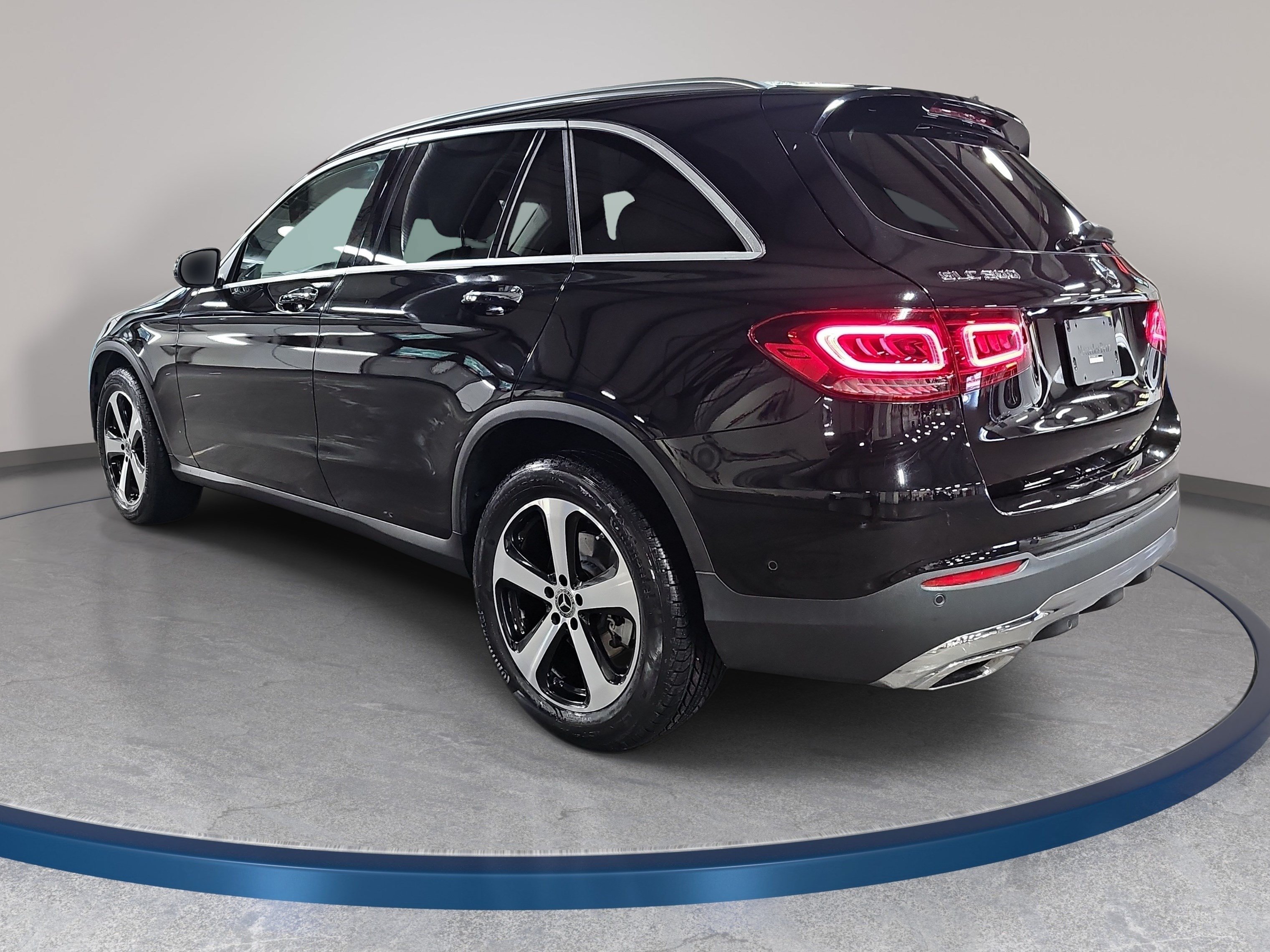 Used 2021 Mercedes-Benz GLC 300 4MATIC image 8