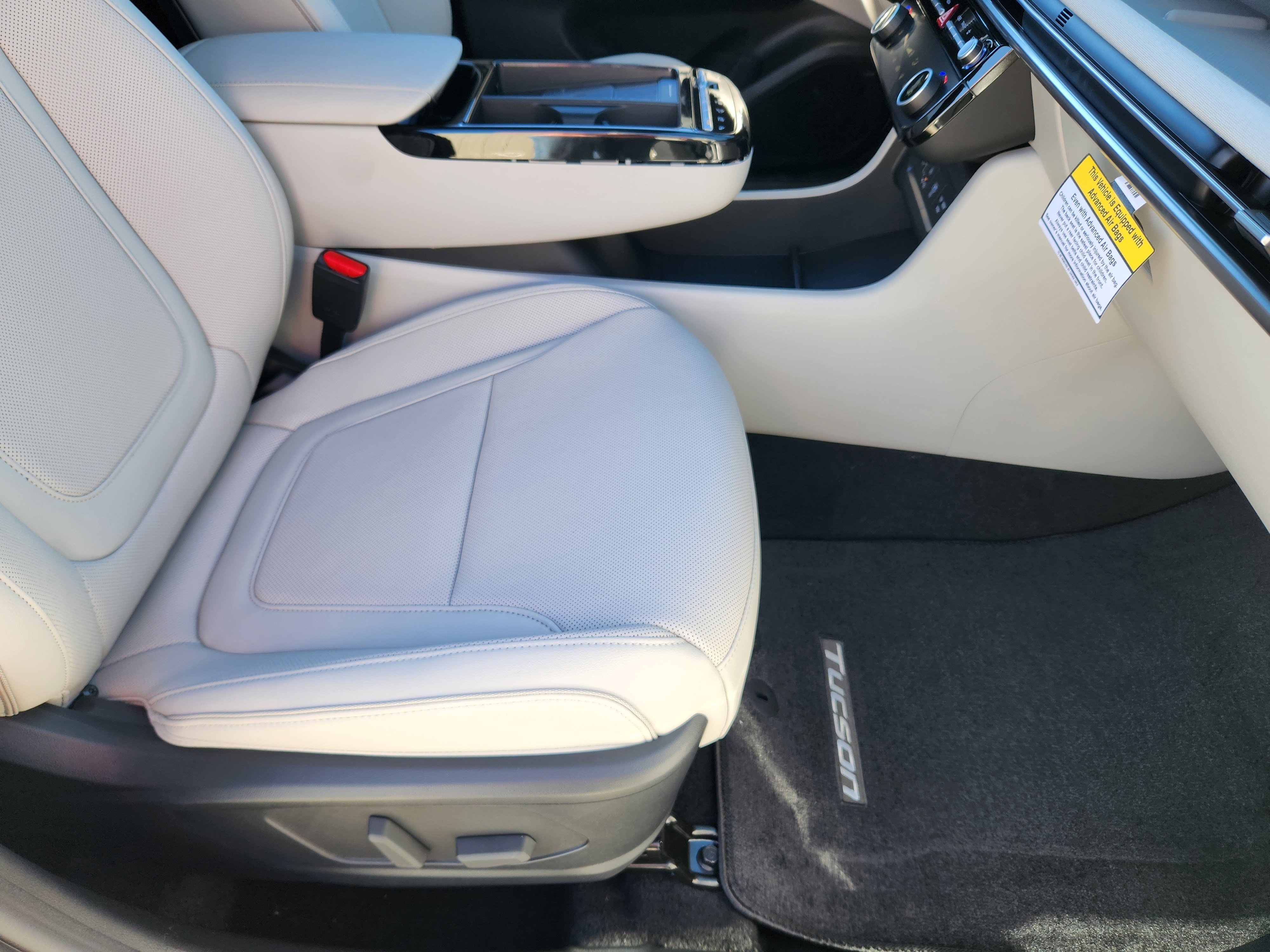 New 2026 Hyundai Tucson Limited AWD/4WD image 17