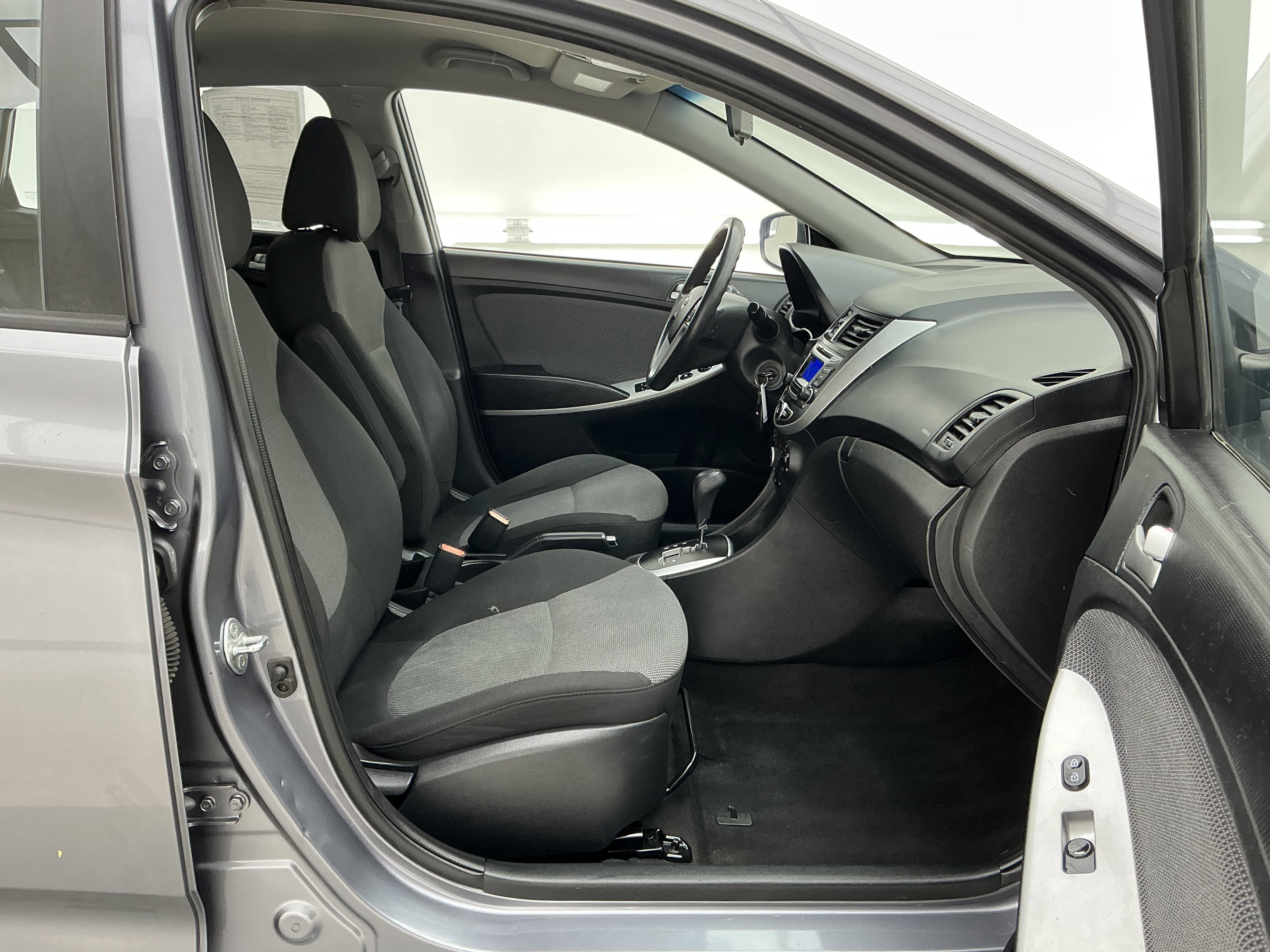 Used 2014 Hyundai Accent GS image 22