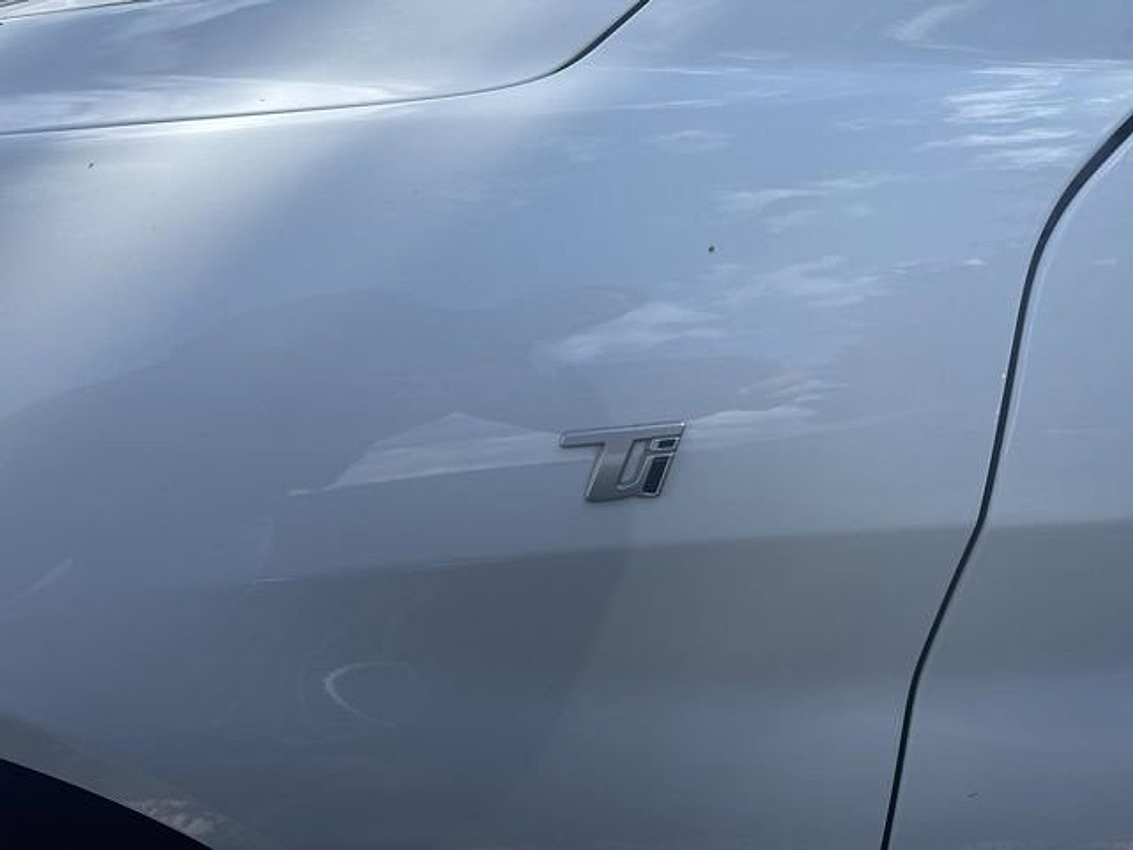 Used 2024 Alfa Romeo Giulia Ti AWD/4WD image 5