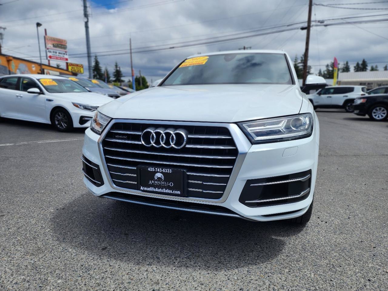 Used 2017 Audi Q7 3.0T Premium AWD/4WD image 2