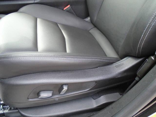 Used 2024 Cadillac XT5 Luxury w/ LPO, Floor Liner Package AWD/4WD image 18