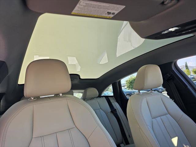 Used 2025 Audi A6 e-tron Premium w/ Convenience Package RWD image 3