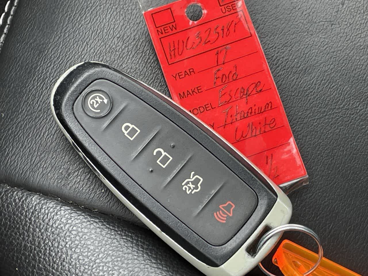 Used 2017 Ford Escape Titanium AWD/4WD image 39