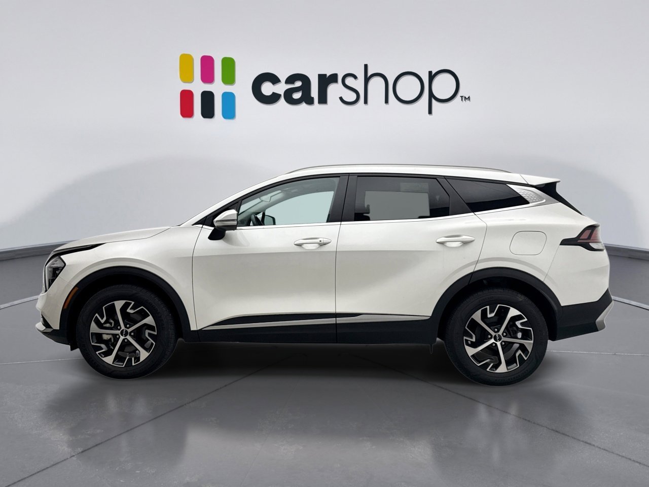 Used 2023 Kia Sportage EX AWD/4WD image 2