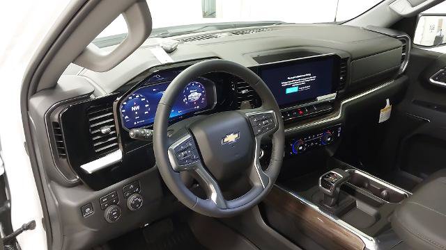 New 2026 Chevrolet Silverado 1500 LT w/ Z71 Off-Road Package AWD/4WD image 17