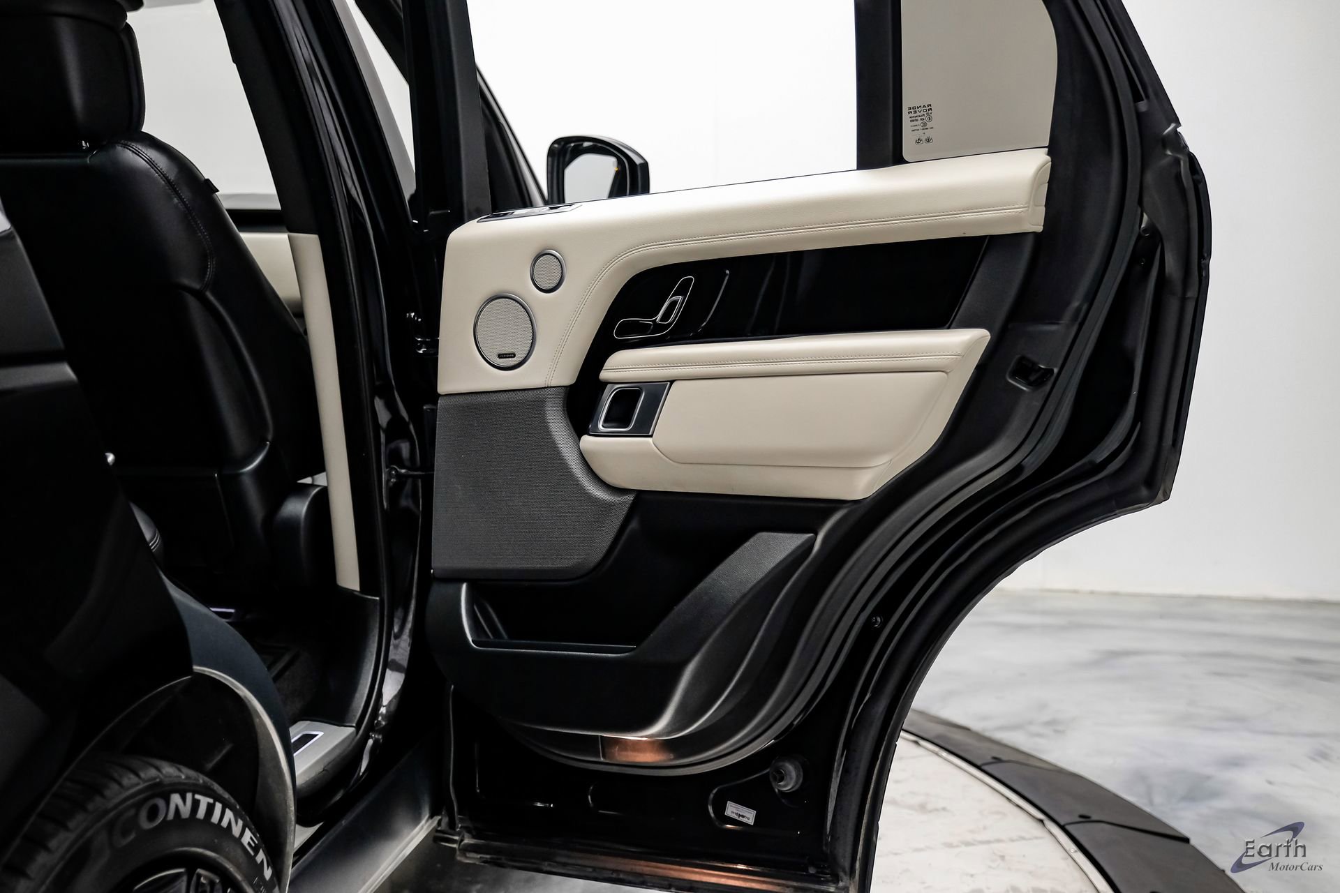 Used 2022 Land Rover Range Rover Westminster Edition image 97