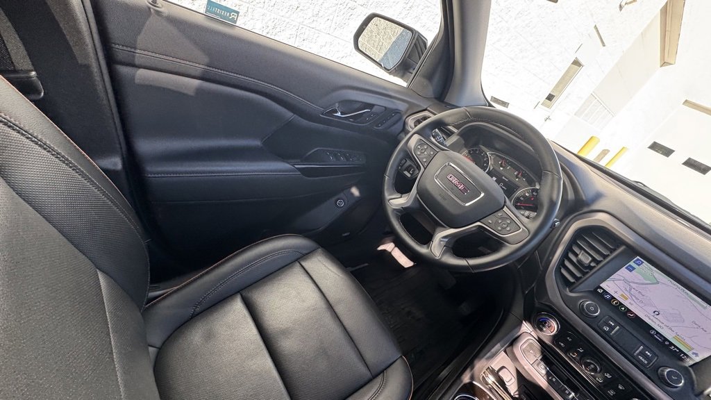 Used 2023 GMC Acadia AT4 w/ Preferred Package image 15