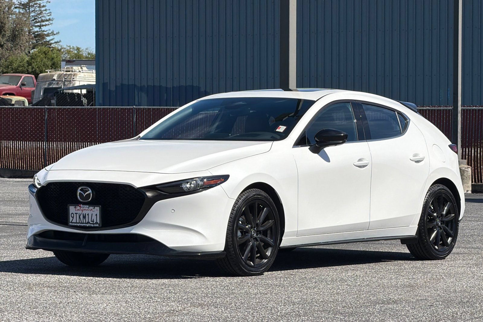 Used 2024 MAZDA MAZDA3 Hatchback w/Premium Plus Pkg AWD/4WD image 10