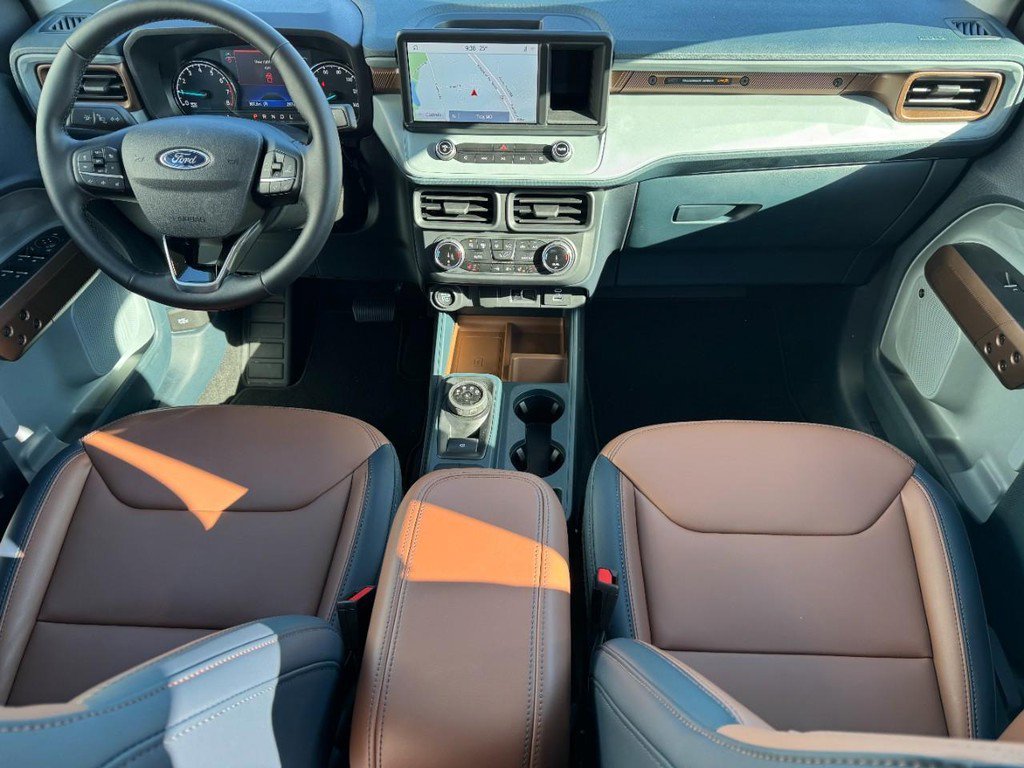 Used 2024 Ford Maverick Lariat image 14