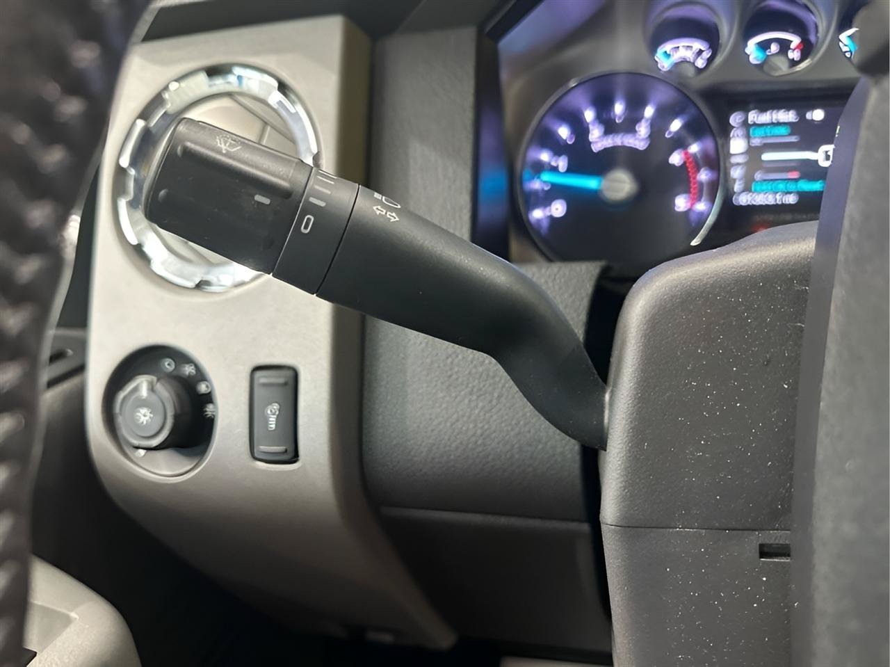 Used 2013 Ford F250 Lariat w/ Lariat Ultimate Pkg AWD/4WD image 20