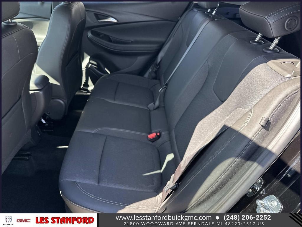 Used 2024 Buick Encore GX Preferred AWD/4WD image 13