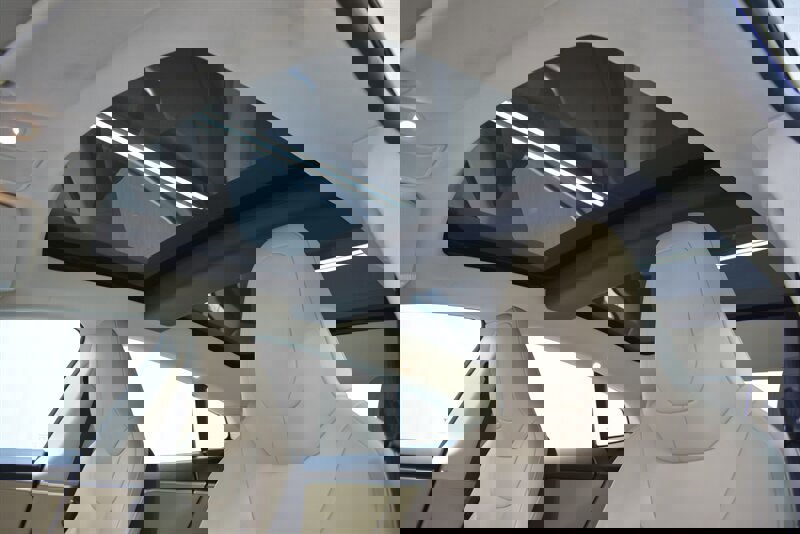 Used 2015 Tesla Model S 85D image 16