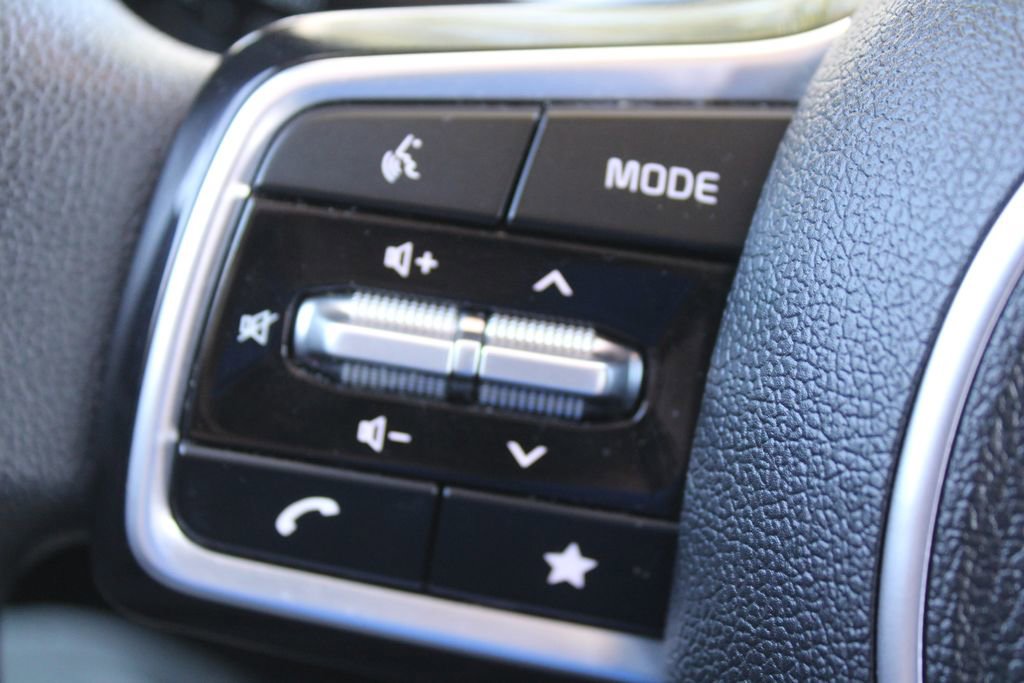 Certified 2024 Kia Sorento LX image 26