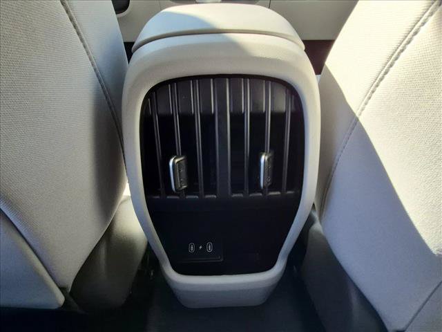 Used 2025 Hyundai Kona SEL FWD image 17