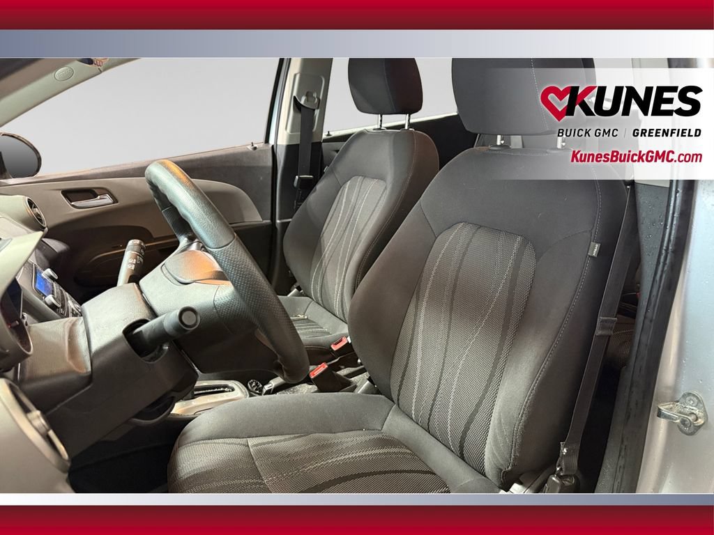 Used 2015 Chevrolet Sonic LT FWD image 13