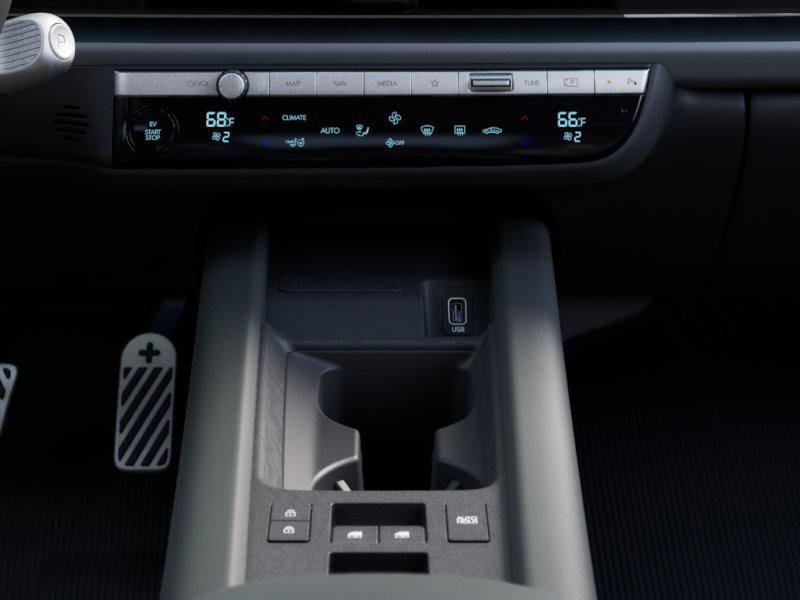 New 2025 Hyundai Ioniq 6 Limited image 16