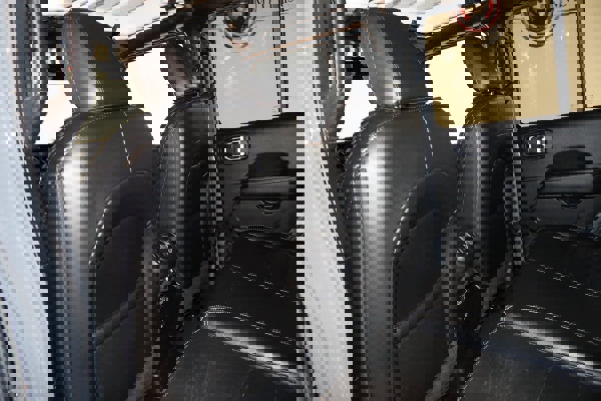 Used 2022 Jeep Wrangler Unlimited Sahara w/ Cold Weather Group image 65