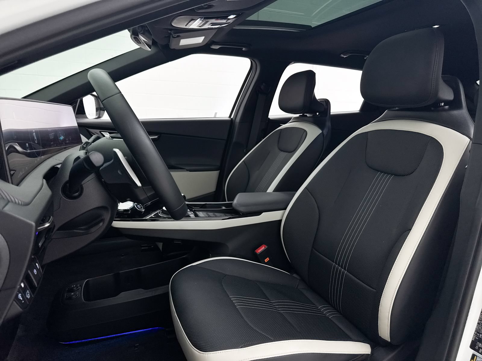 Certified 2024 Kia EV6 GT-Line RWD image 24