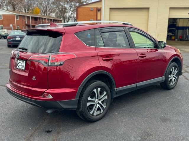 Used 2018 Toyota RAV4 LE w/ All Weather Liner Package image 8