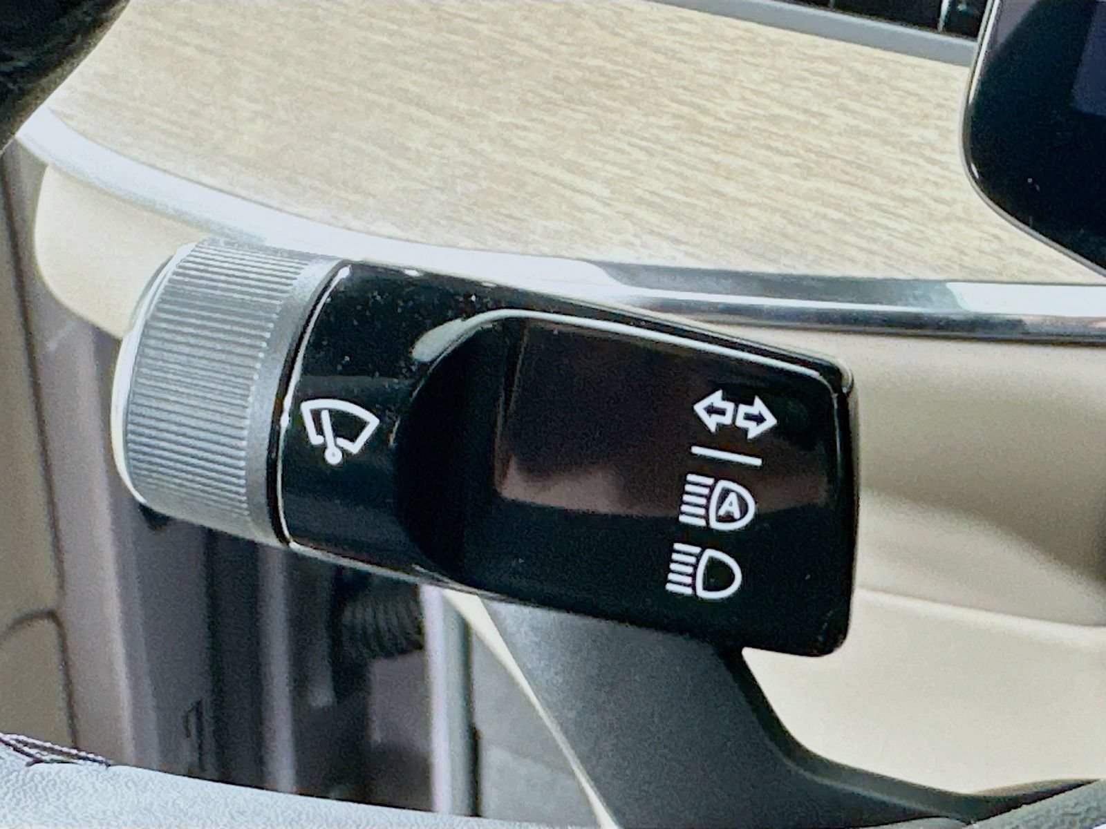 New 2026 Volvo EX90 Plus AWD/4WD image 20