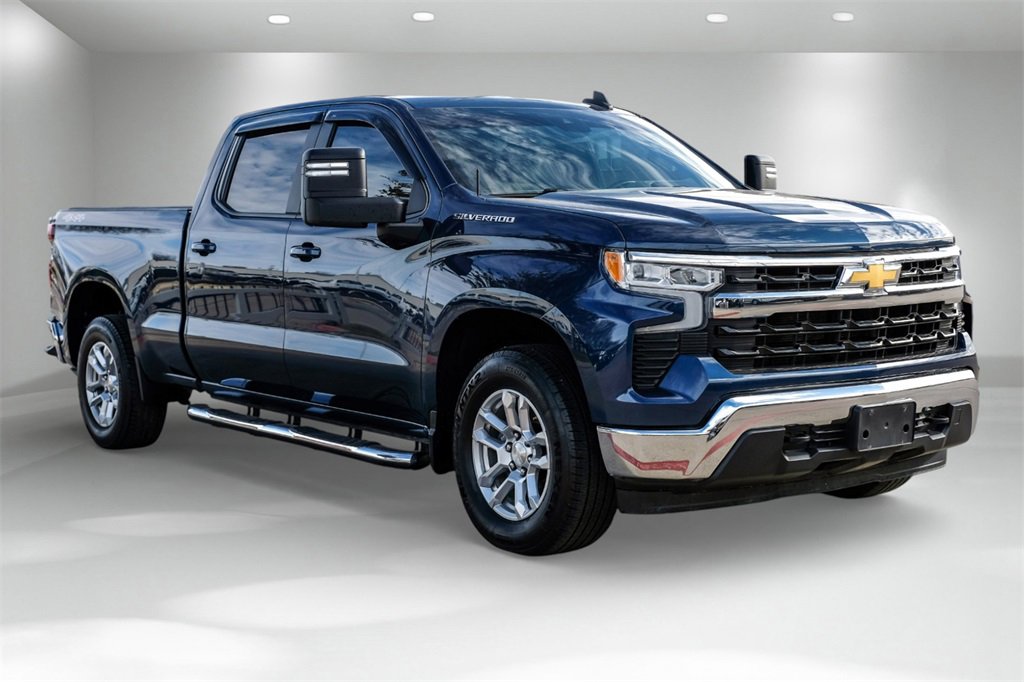 Used 2022 Chevrolet Silverado 1500 LT w/ Max Trailering Package image 5