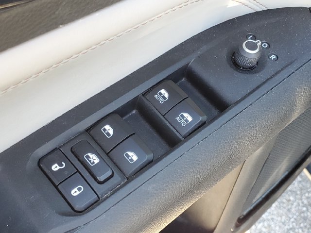 Used 2024 Jeep Compass Limited AWD/4WD image 22