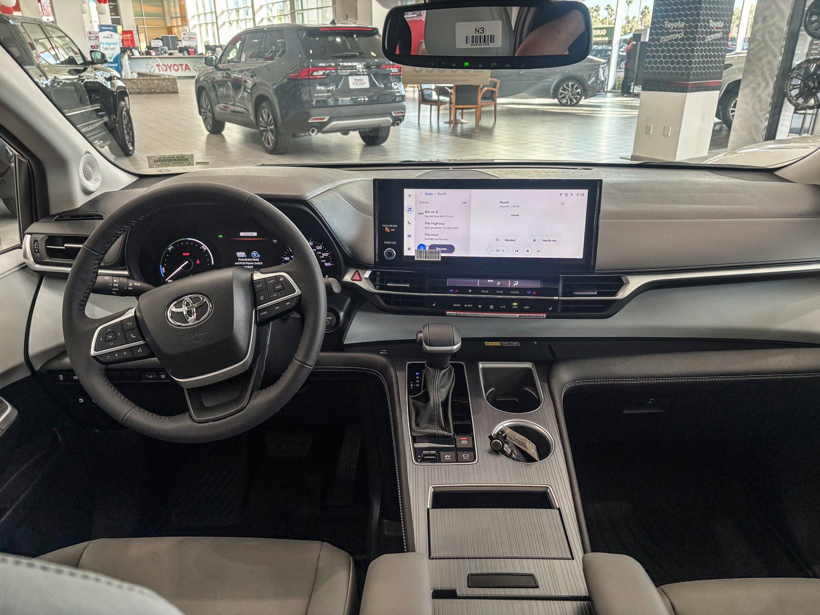 New 2026 Toyota Sienna XLE FWD image 15