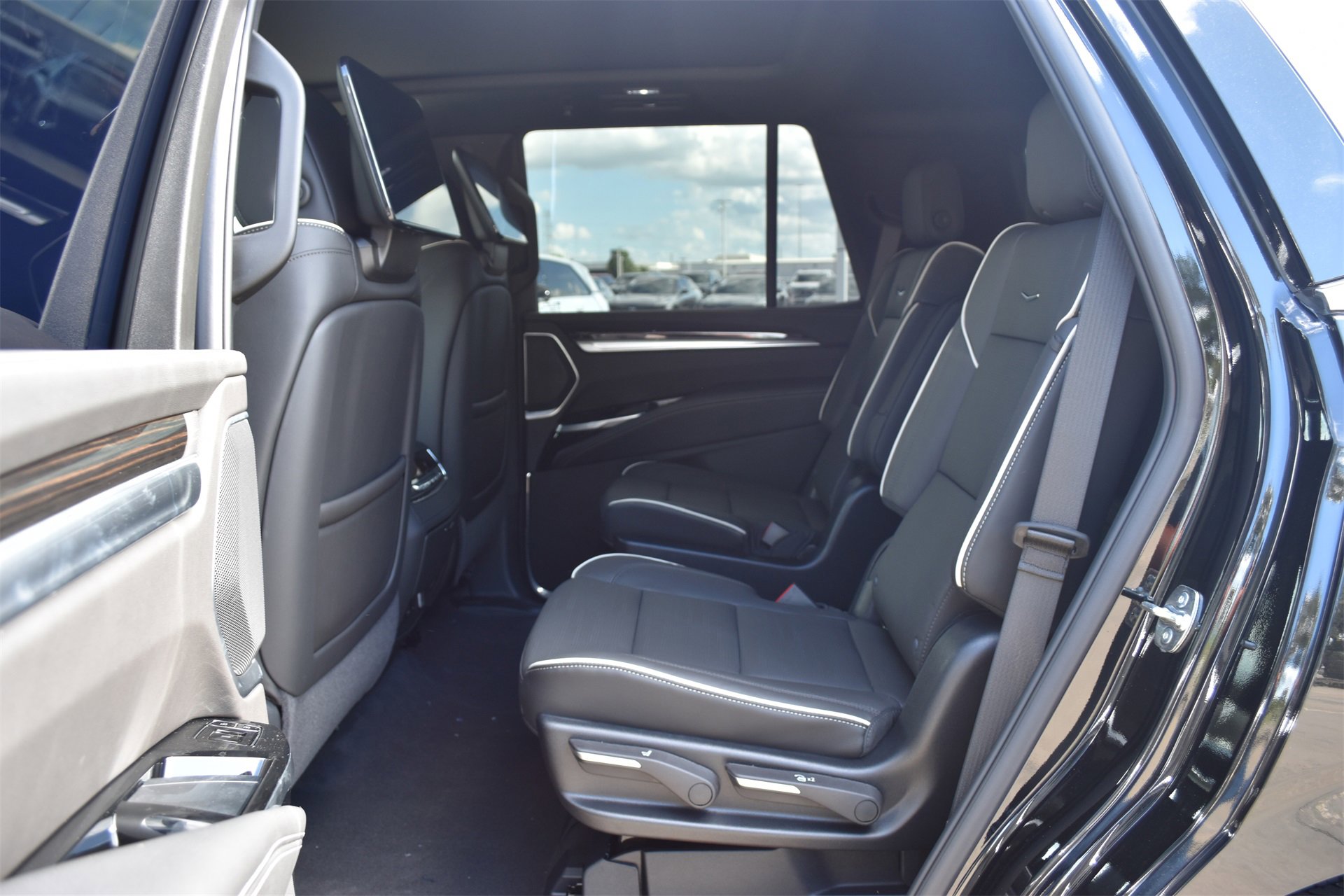 New 2025 Cadillac Escalade Premium Luxury image 20