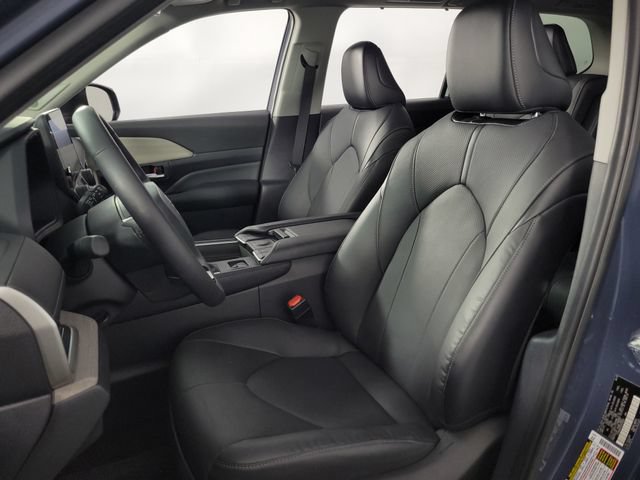 Used 2024 Toyota Grand Highlander FWD image 14
