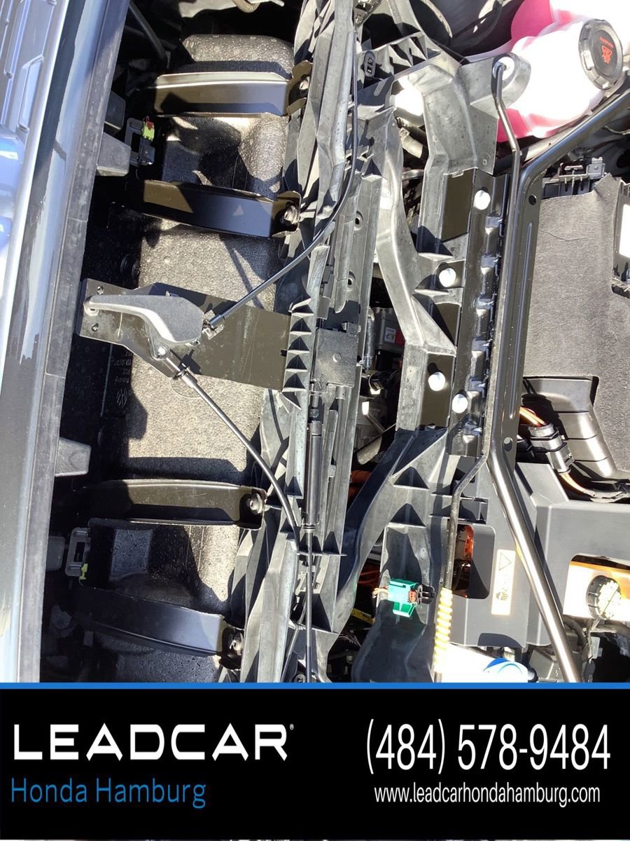 Used 2022 Audi Q4 e-tron Premium Plus image 26