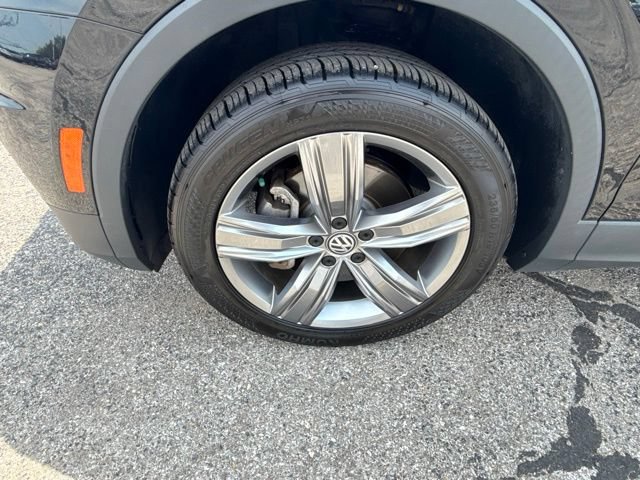 Used 2021 Volkswagen Tiguan SEL w/ 3-Row Tiguan MDO Package FWD image 10