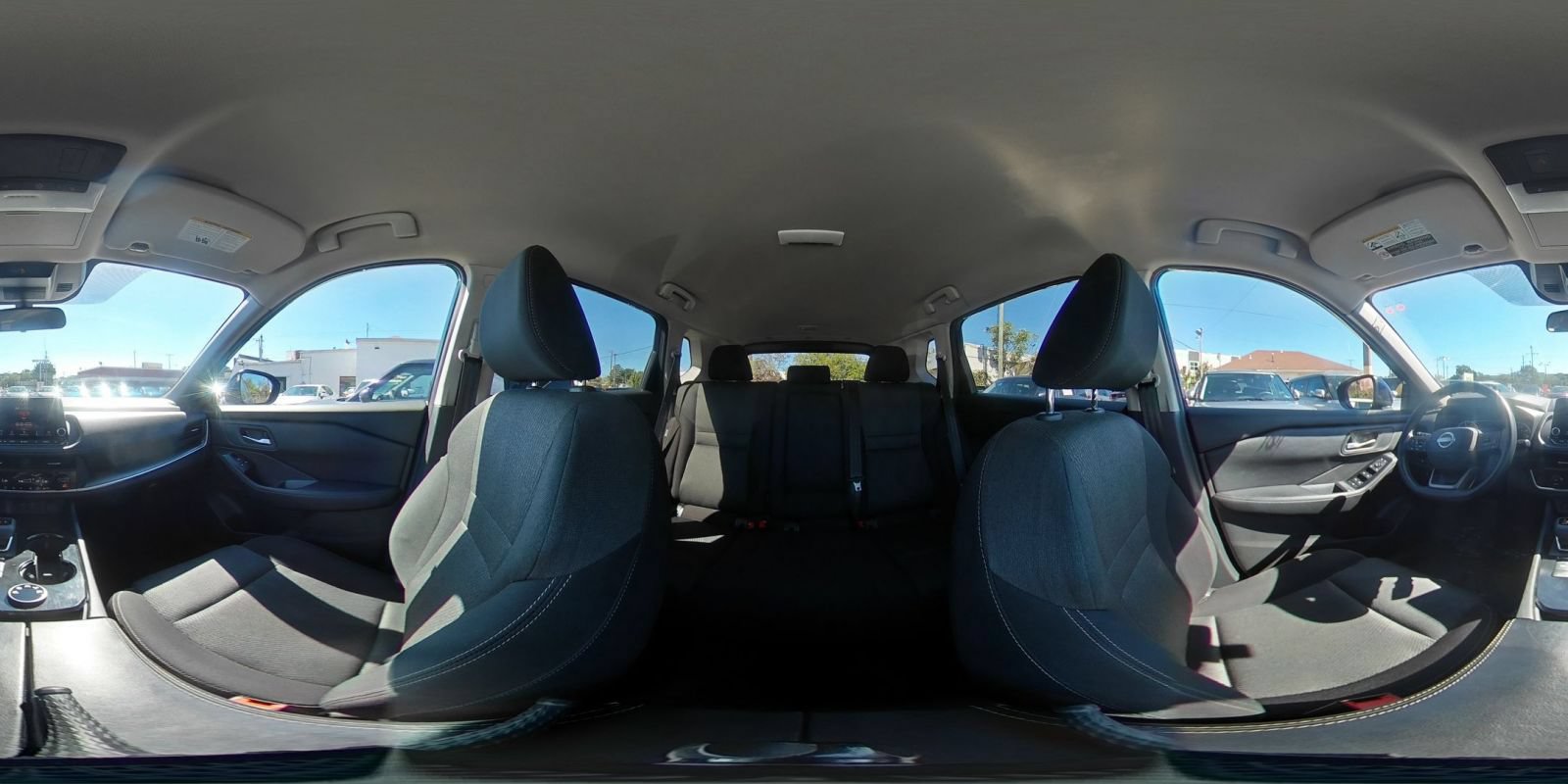 Used 2025 Nissan Rogue SV AWD/4WD image 43
