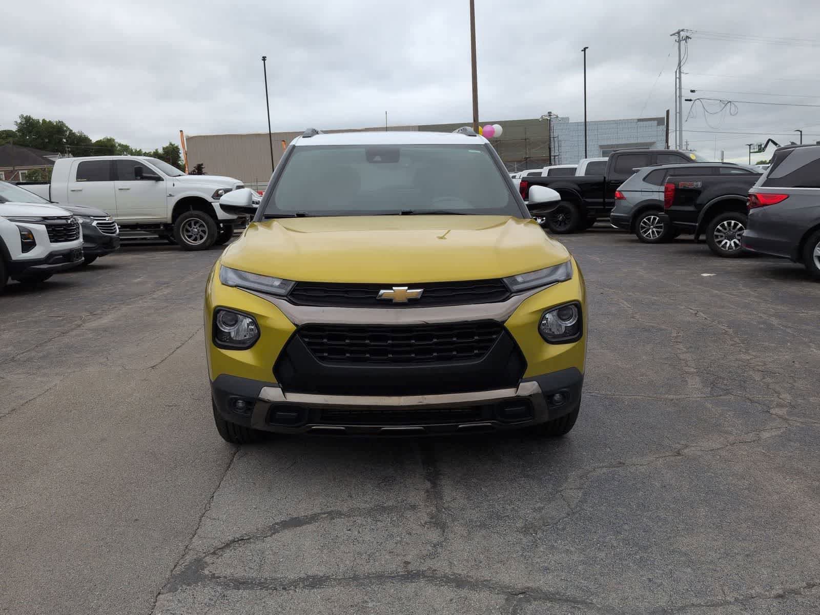 Used 2023 Chevrolet TrailBlazer ACTIV w/ Sun and Liftgate Package AWD/4WD image 3