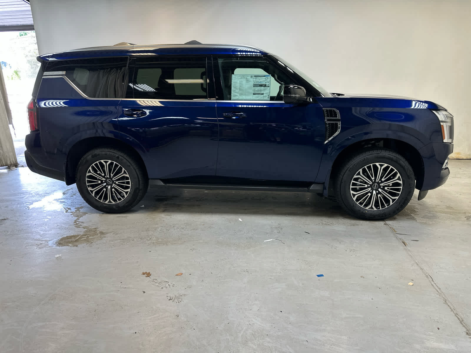 New 2026 Nissan Armada SL AWD/4WD image 9