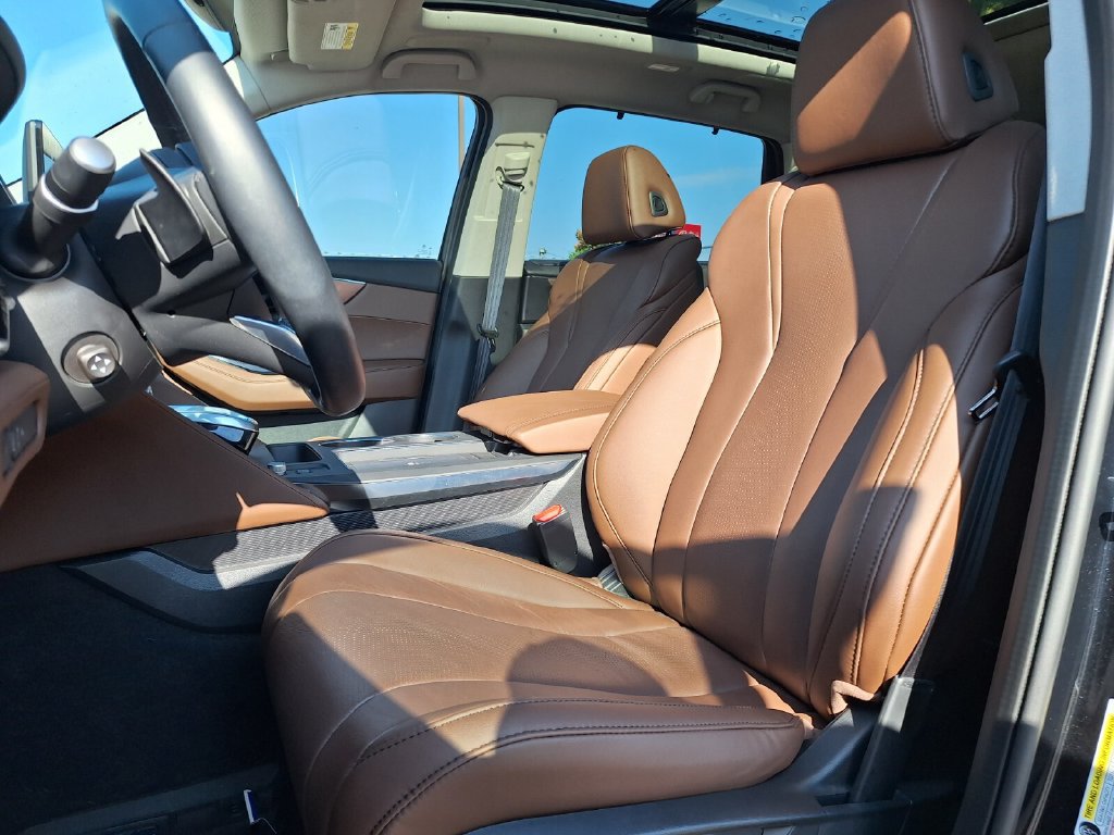 Certified 2025 Acura MDX w/ Technology Package AWD/4WD image 26