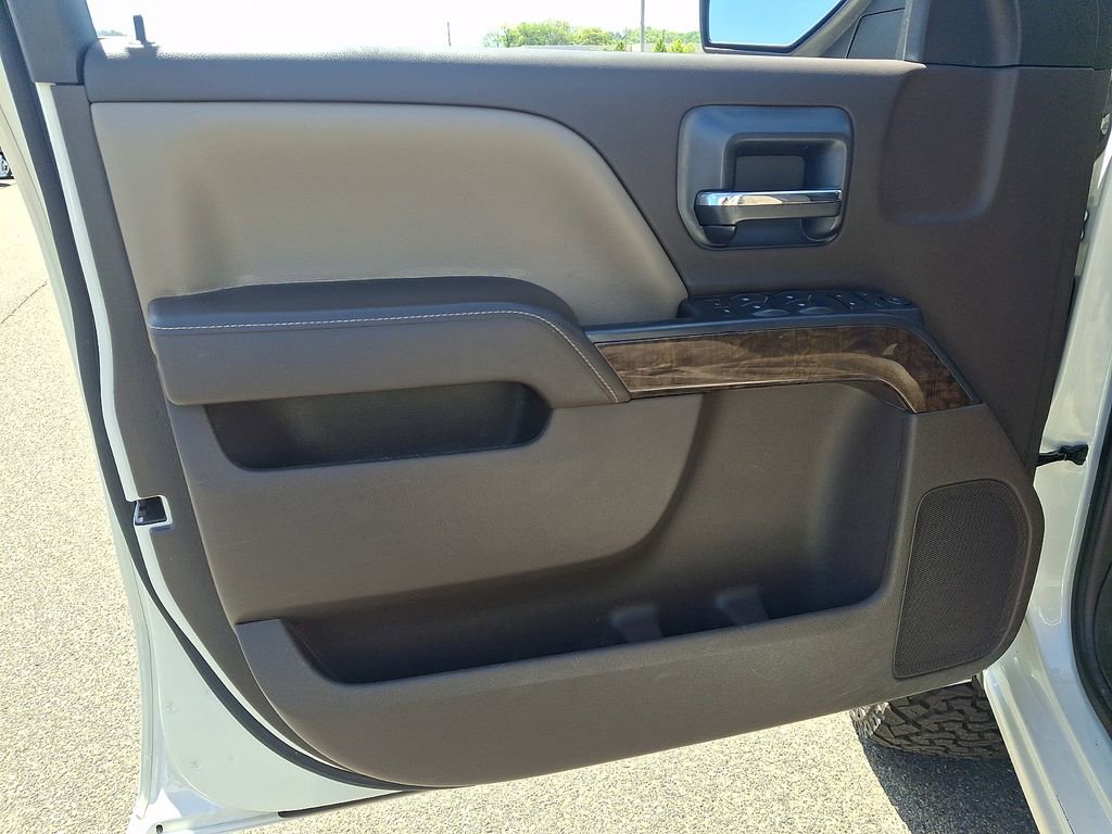 Used 2015 Chevrolet Silverado 1500 LT w/ LT Convenience Package AWD/4WD image 12