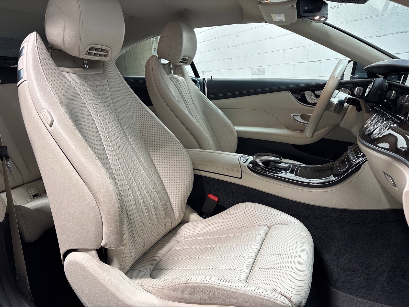 Used 2022 Mercedes-Benz E 450 4MATIC Cabriolet image 28
