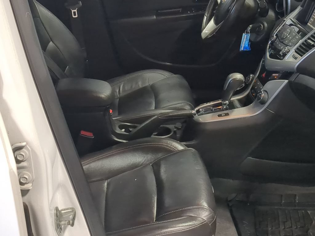 Used 2013 Chevrolet Cruze LT FWD image 25