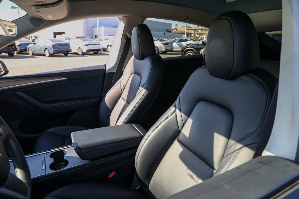 Used 2023 Tesla Model Y Long Range AWD/4WD image 15