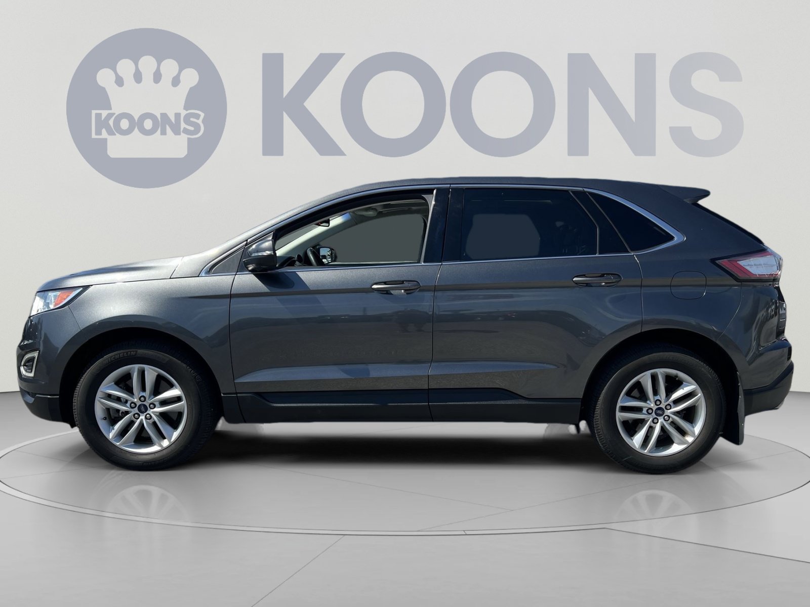 Used 2016 Ford Edge SEL w/ Equipment Group 201A AWD/4WD image 2