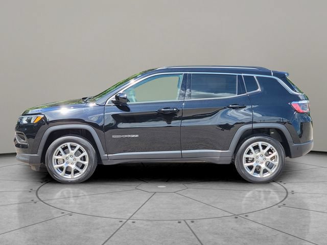 Certified 2024 Jeep Compass Latitude AWD/4WD image 9
