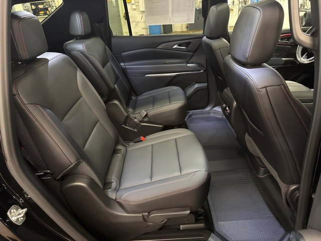 Used 2025 Chevrolet Traverse Z71 w/ Driver Confidence Package image 26