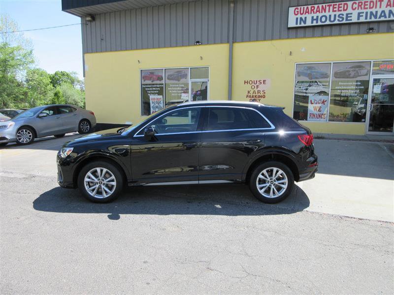 Used 2021 Audi Q3 2.0T Premium Plus w/ Premium Plus Package AWD/4WD image 2